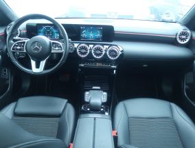 Mercedes-Benz CLA - 2021