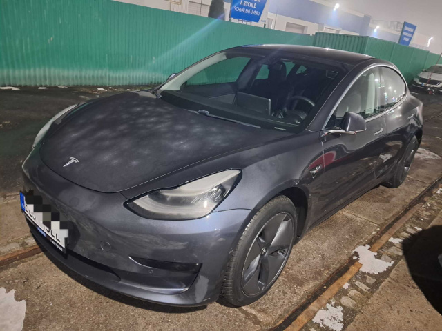 Tesla Model 3 2019