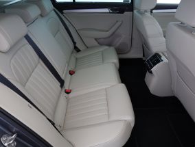 Škoda Superb - 2022