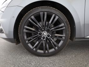 Škoda Superb - 2022