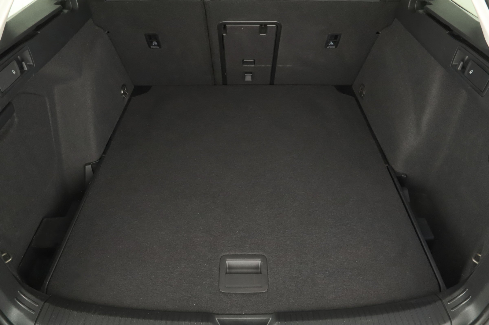 Volkswagen Golf - 2024