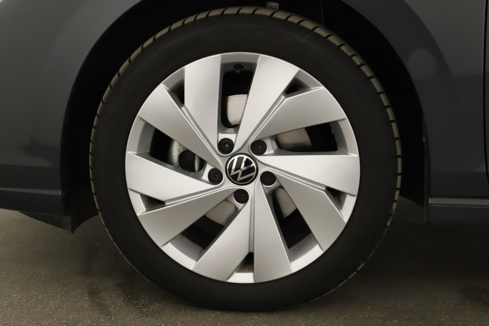 Volkswagen Golf - 2024