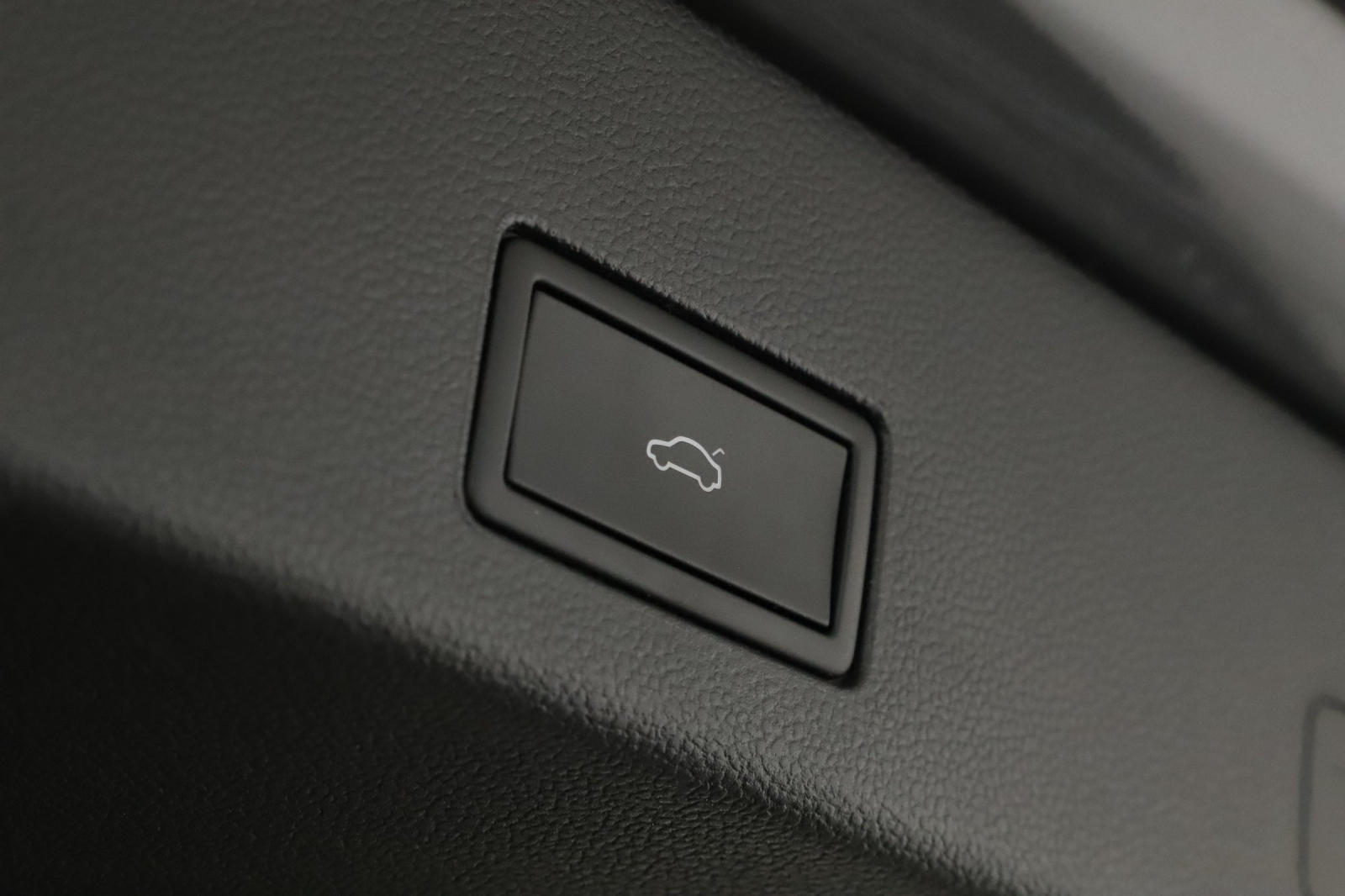 Volkswagen Golf - 2024