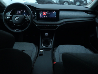 Škoda Octavia - 2024
