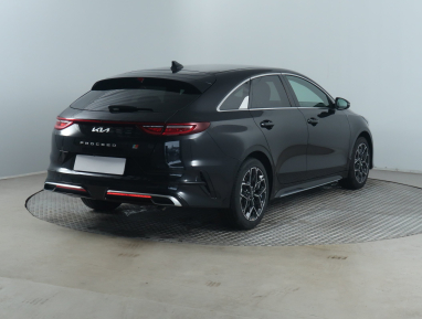 Kia ProCeed - 2025