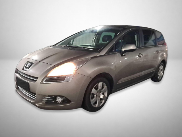 Peugeot 5008 2011