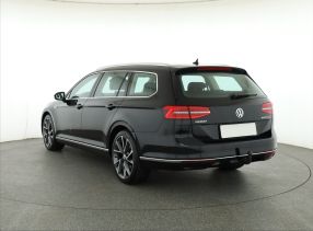Volkswagen Passat - 2016