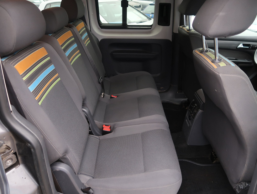 Volkswagen Caddy, 2013
