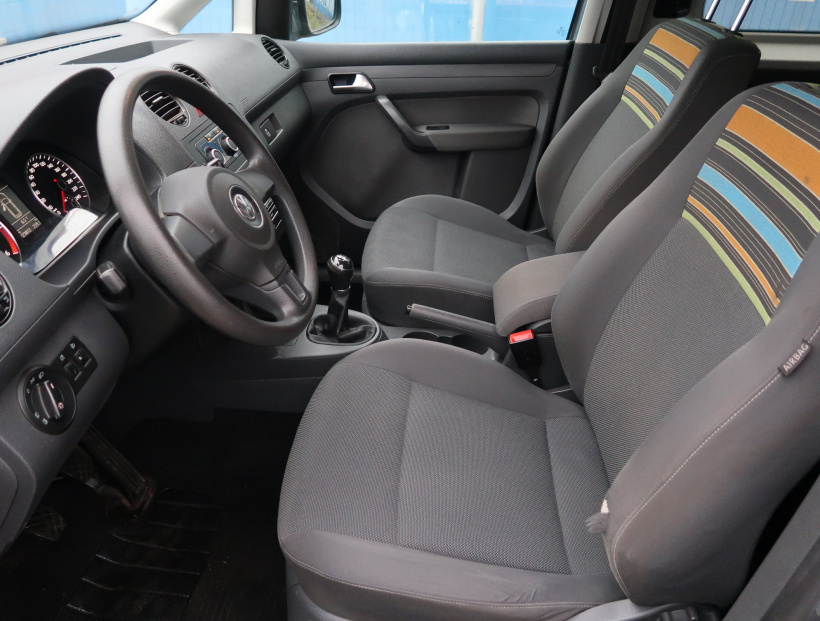 Volkswagen Caddy, 2013