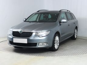 Škoda Superb - 2012