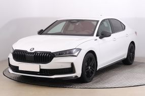 Škoda Superb - 2025