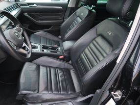 Volkswagen Passat - 2020