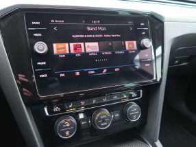 Volkswagen Passat - 2020