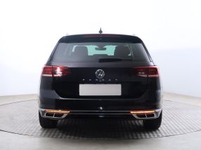 Volkswagen Passat - 2020