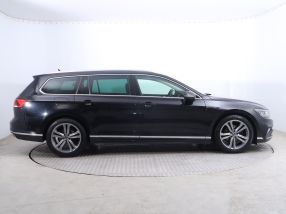 Volkswagen Passat - 2020