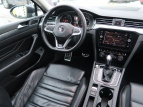 Volkswagen Passat - 2020