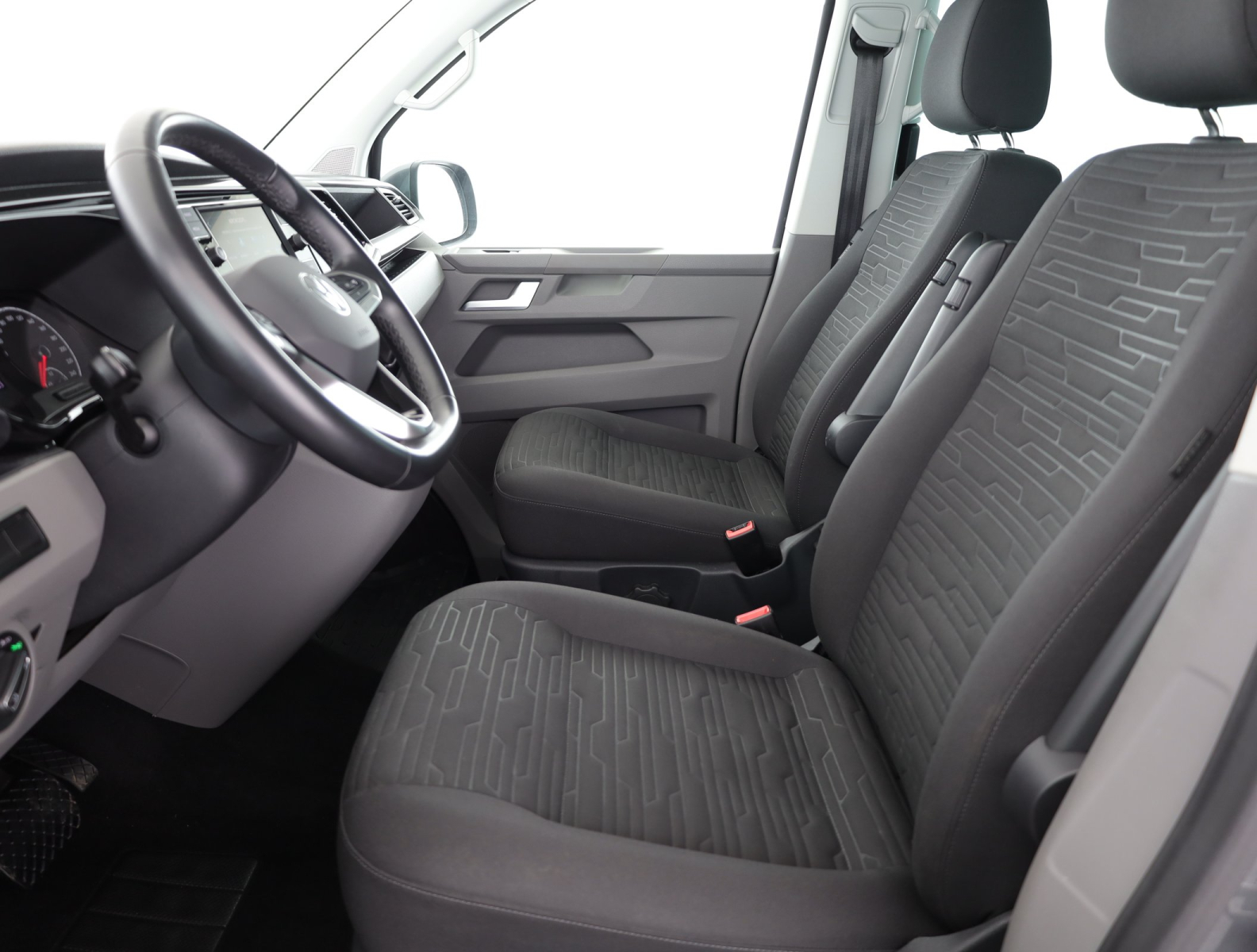 Volkswagen Caravelle - 2023