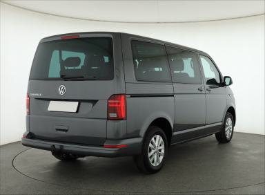 Volkswagen Caravelle - 2023