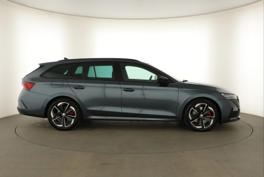Škoda Octavia - 2021