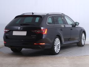 Škoda Superb - 2018