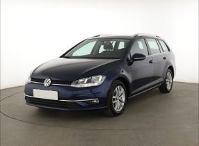 Volkswagen Golf - 2020