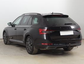 Škoda Superb - 2023