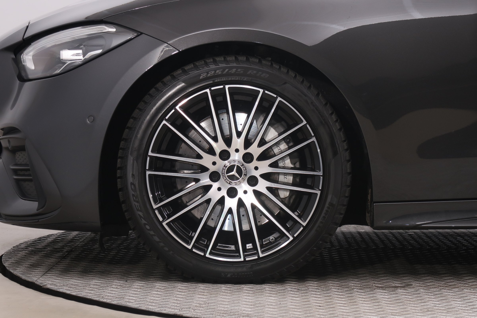 Mercedes - Benz C - 2023