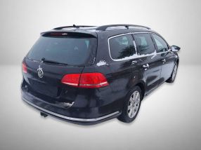 Volkswagen Passat - 2011