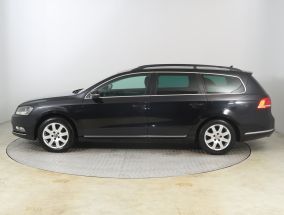 Volkswagen Passat - 2011
