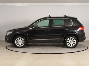 Volkswagen Tiguan - 2011