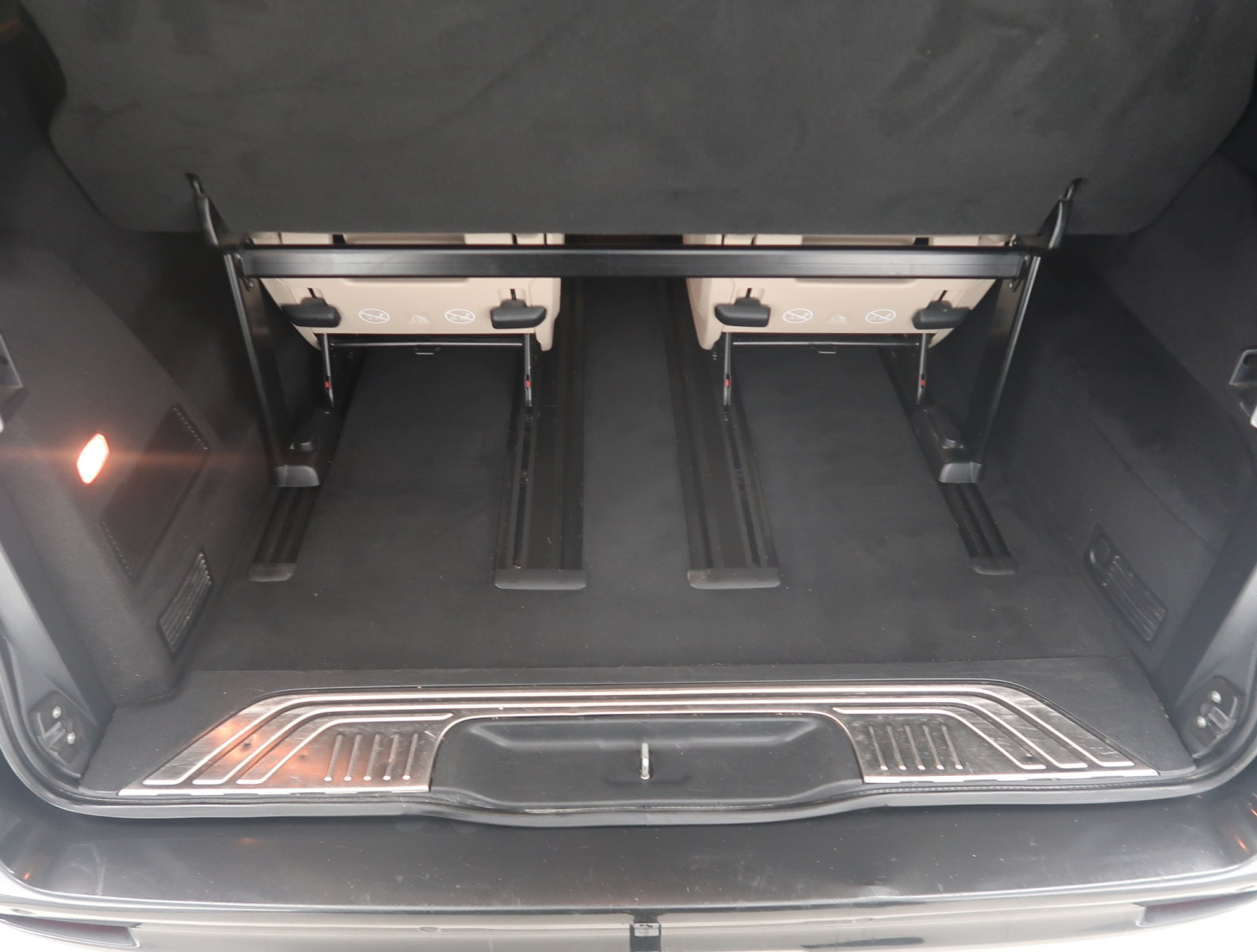 Mercedes - Benz V - 2022