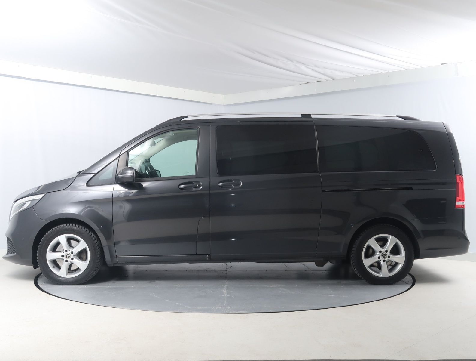 Mercedes - Benz V - 2022