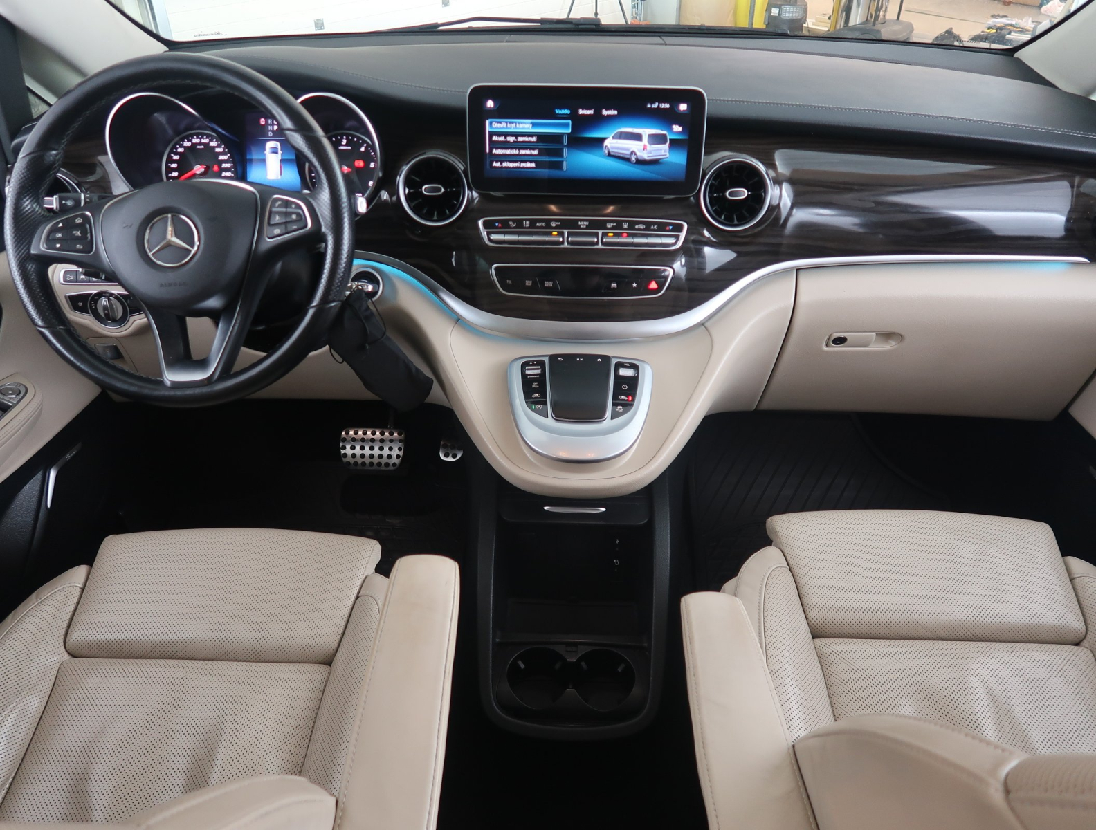 Mercedes - Benz V - 2022