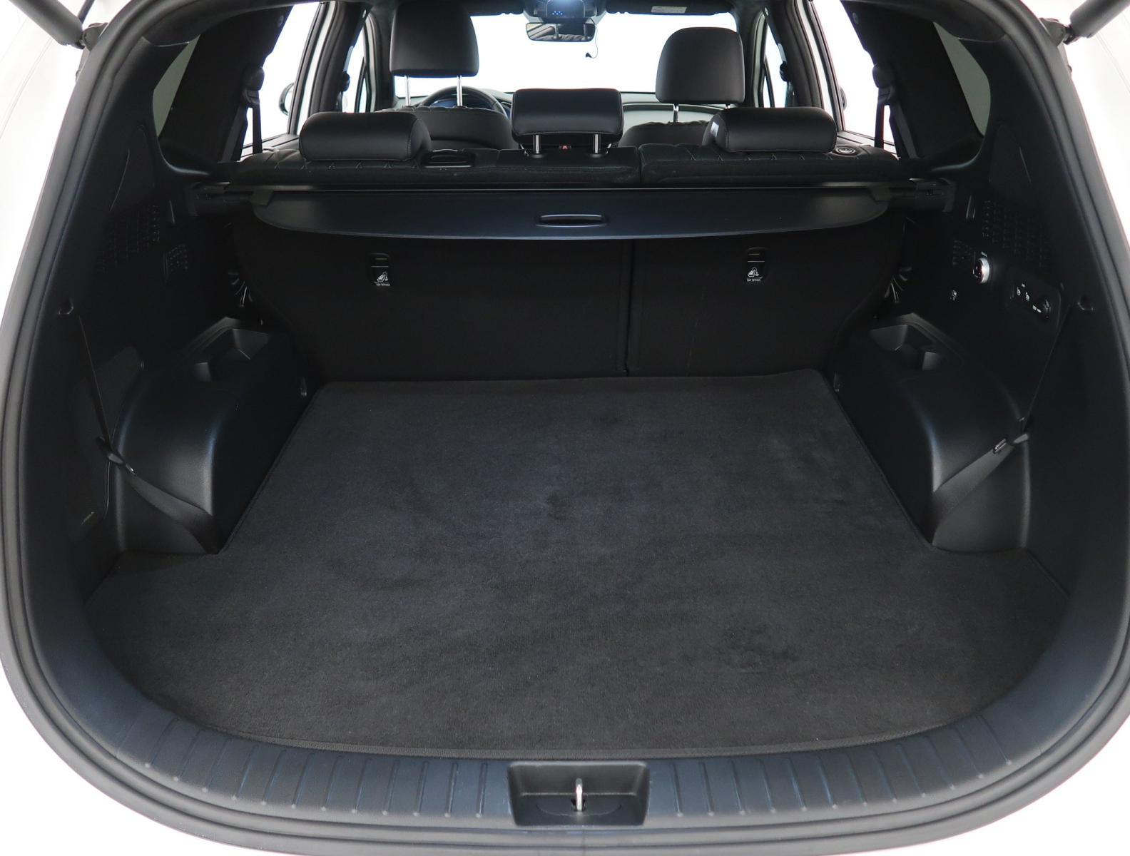 Hyundai Santa Fe - 2023