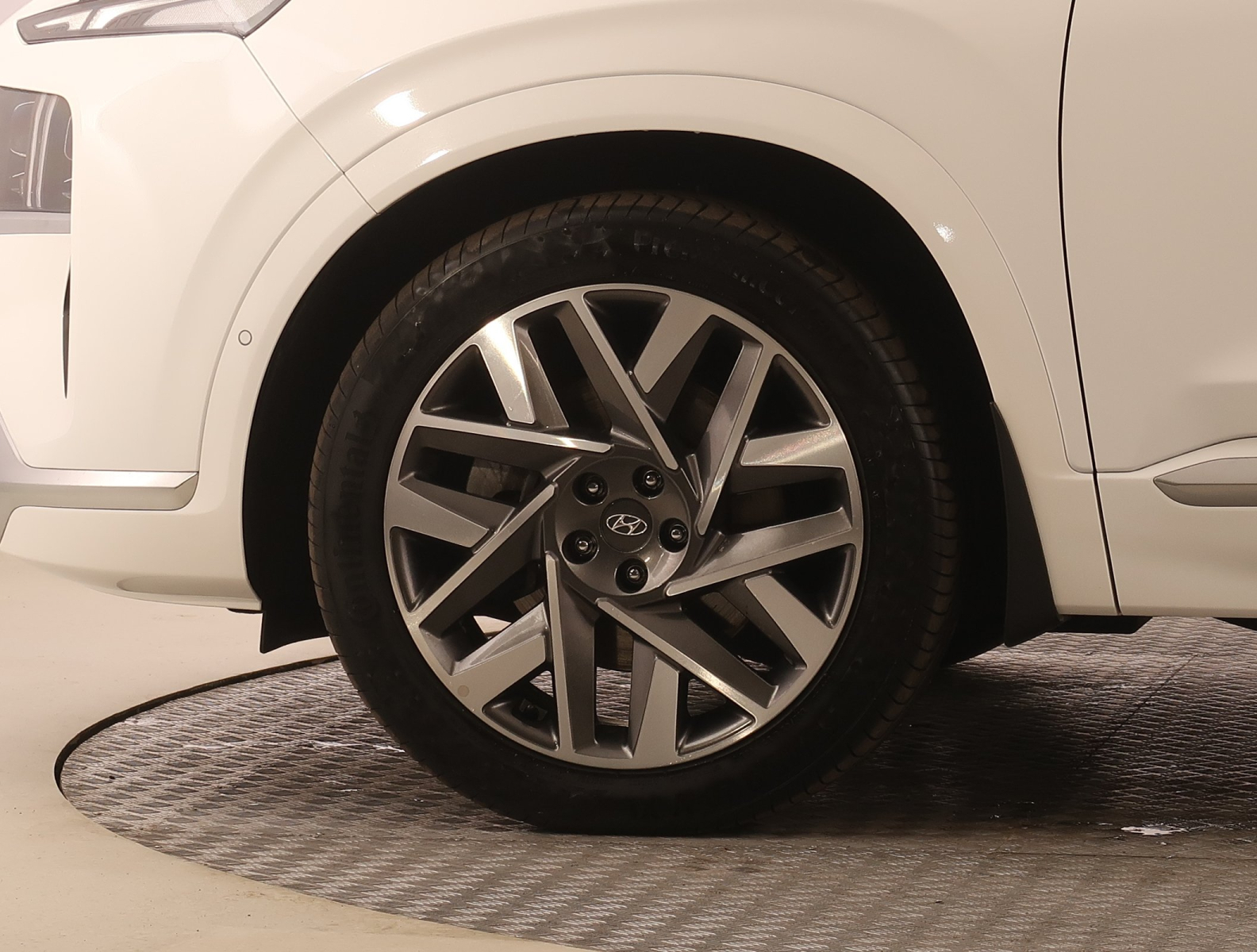 Hyundai Santa Fe - 2023