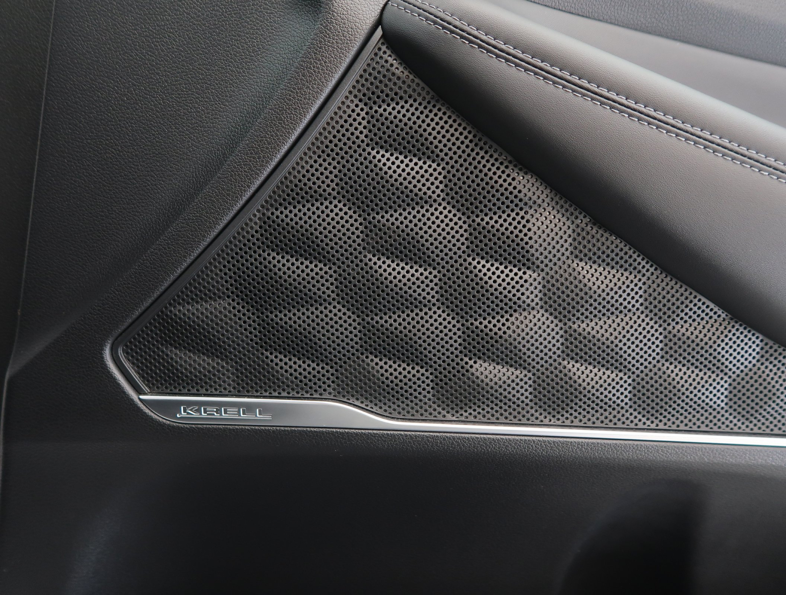 Hyundai Santa Fe - 2023