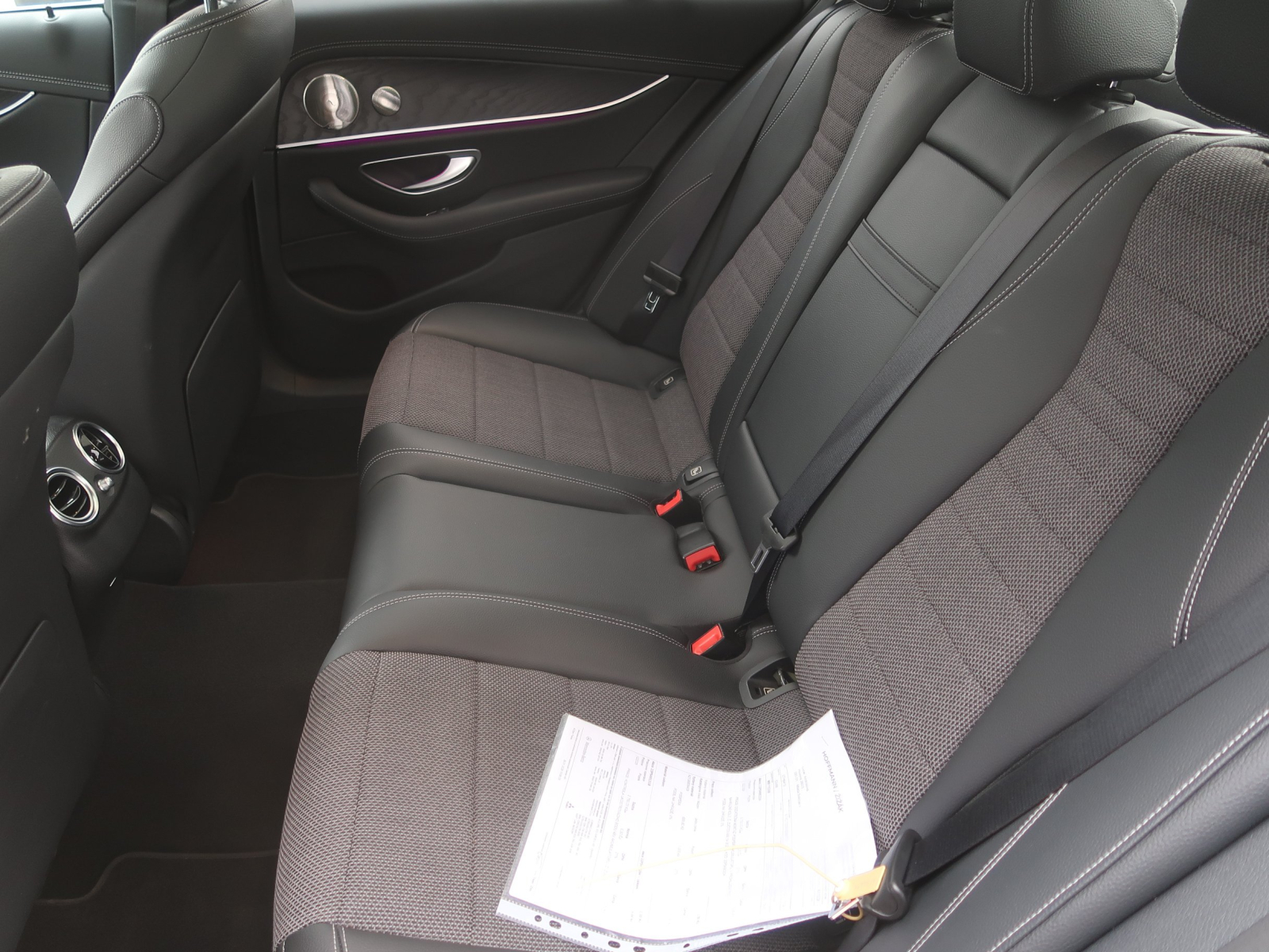 Mercedes - Benz E - 2023