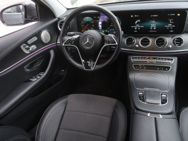 Mercedes - Benz E - 2023