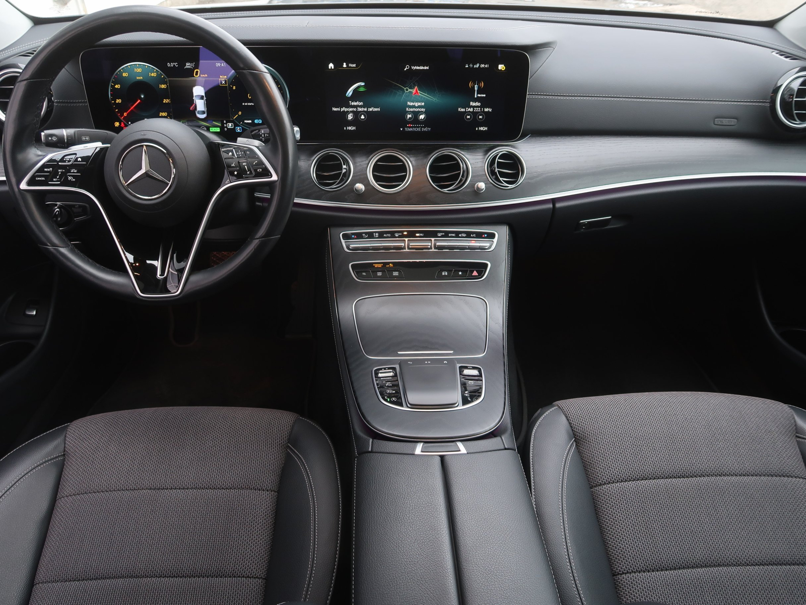 Mercedes - Benz E - 2023