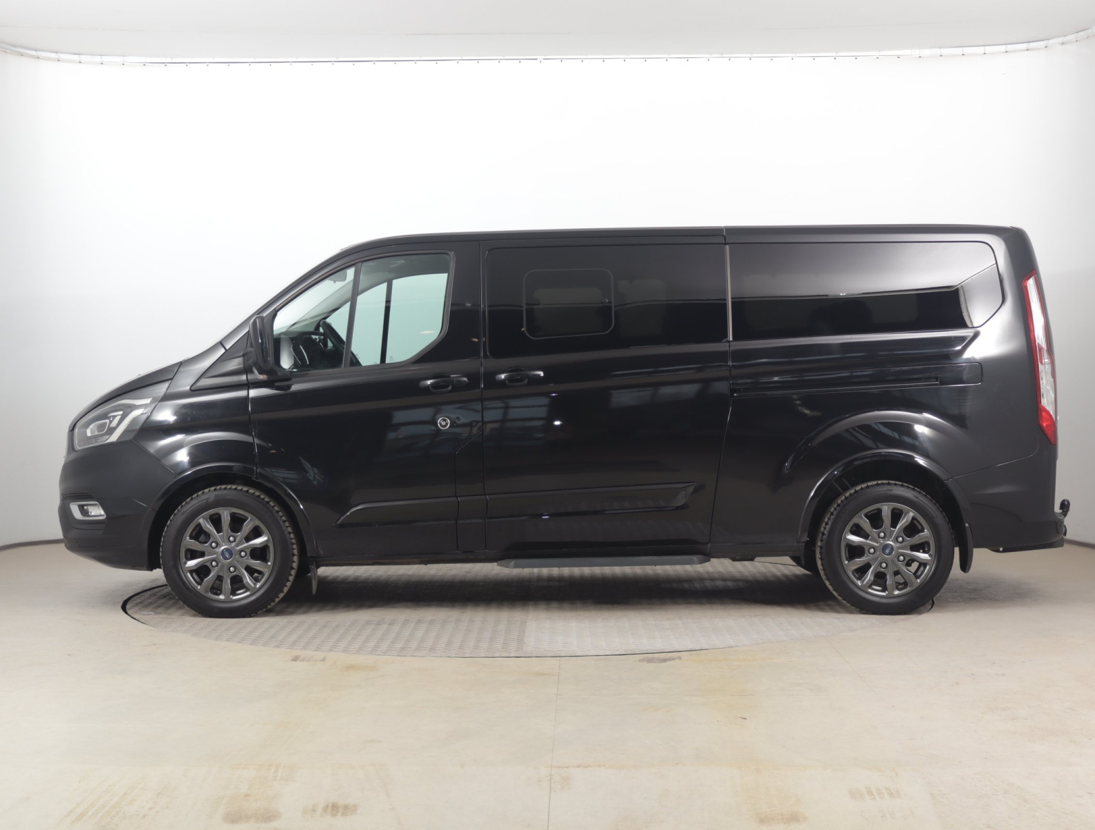 Ford Tourneo Custom - 2022