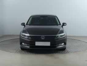 Volkswagen Passat - 2016