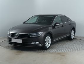 Volkswagen Passat - 2016
