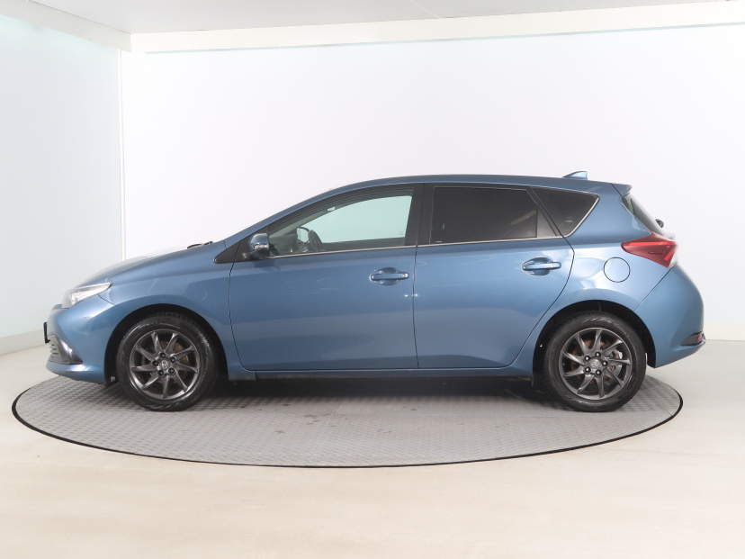 Toyota Auris, 2017
