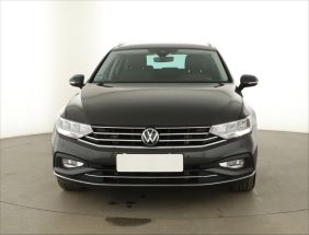 Volkswagen Passat - 2022