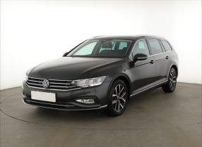 Volkswagen Passat - 2023