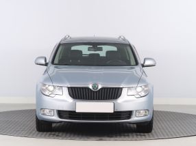 Škoda Superb - 2011