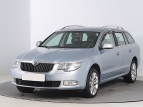 Škoda Superb - 2011