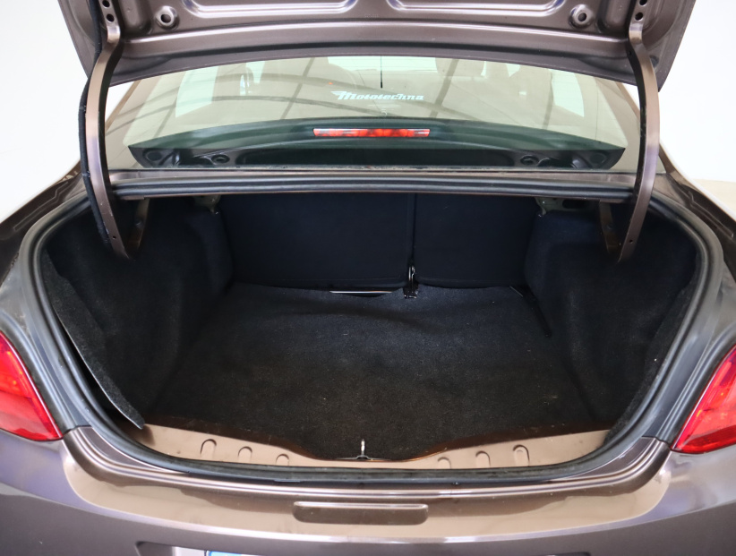 Peugeot 301, 2013