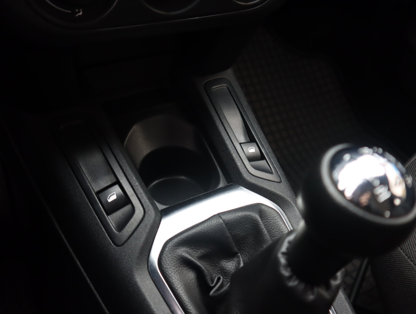 Peugeot 301, 2013