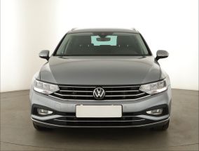 Volkswagen Passat - 2022